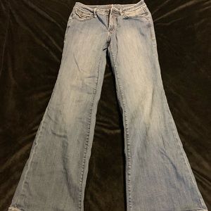 Woman’s worn jeans